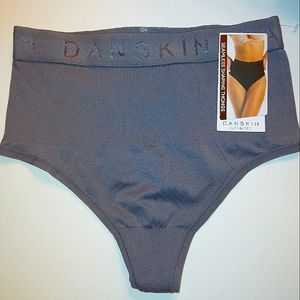 NWT DANSKIN INTIMATES~High Waist Seamless Shaping Thong- Large